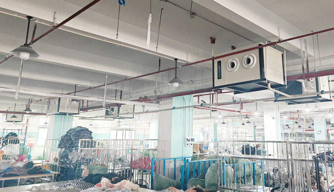 服裝廠制冷降溫，安裝蒸發冷省電空調-臥式射流機組