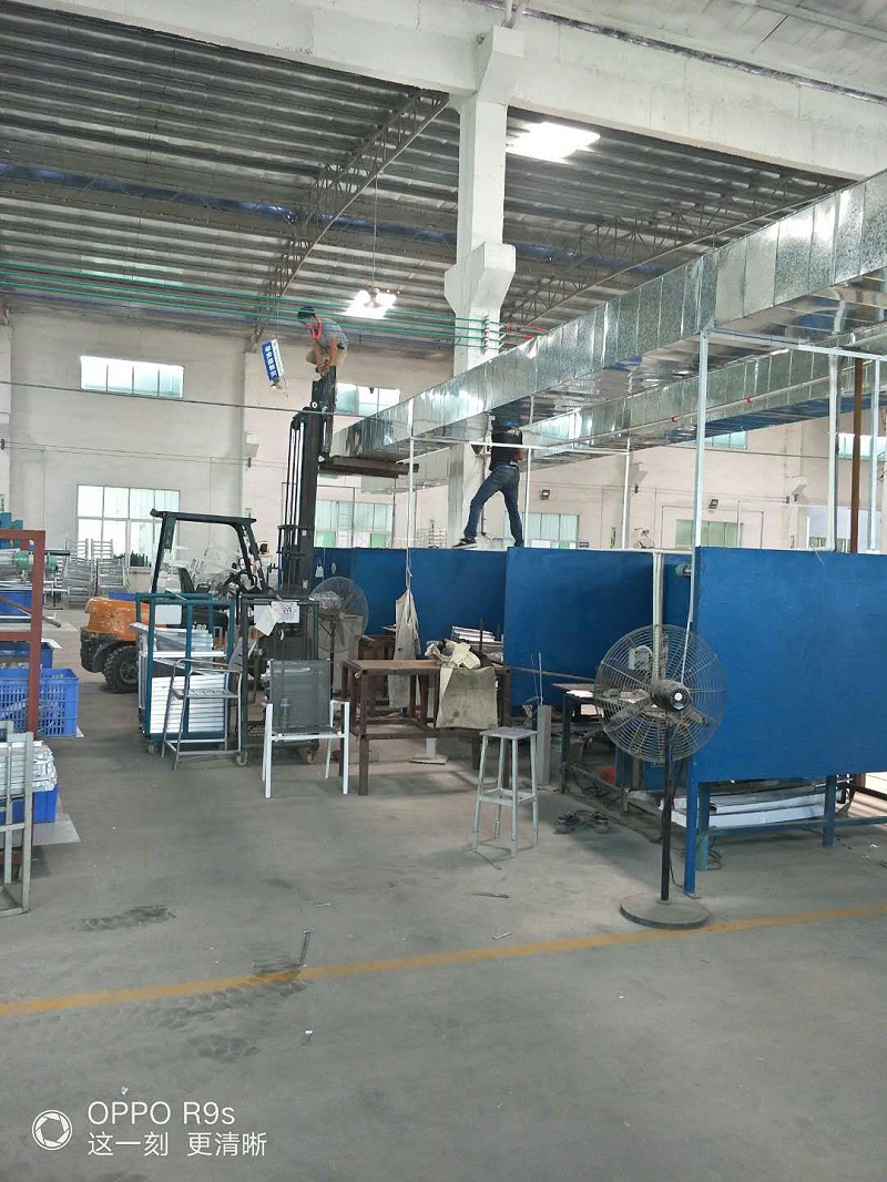 安裝風管 安裝風管